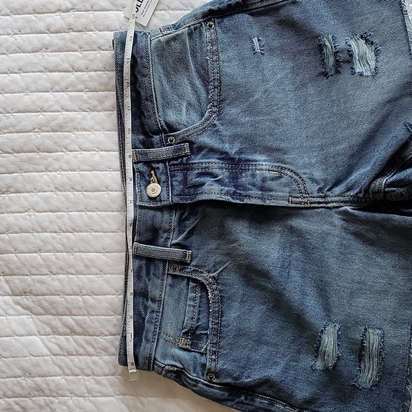 Old Navy cut off denim shorts - Picture 6 of 6